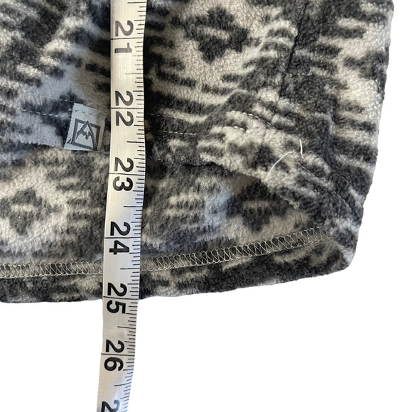 Avalanche Outdoors Aztec 1/2 Zip Fleece‎ Sweater - Picture 6 of 6